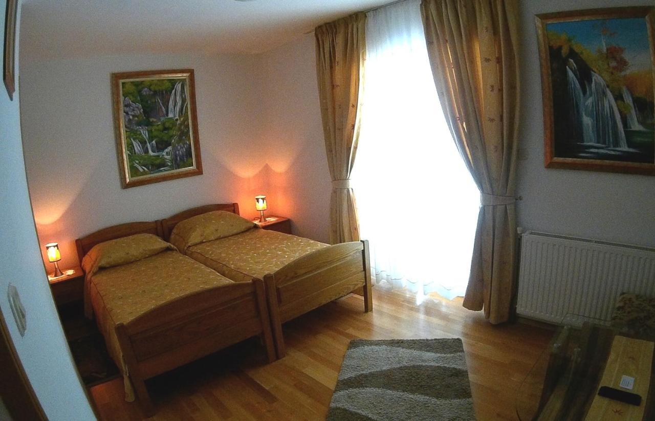 Plitvice Pension Perisic Korenica Kültér fotó