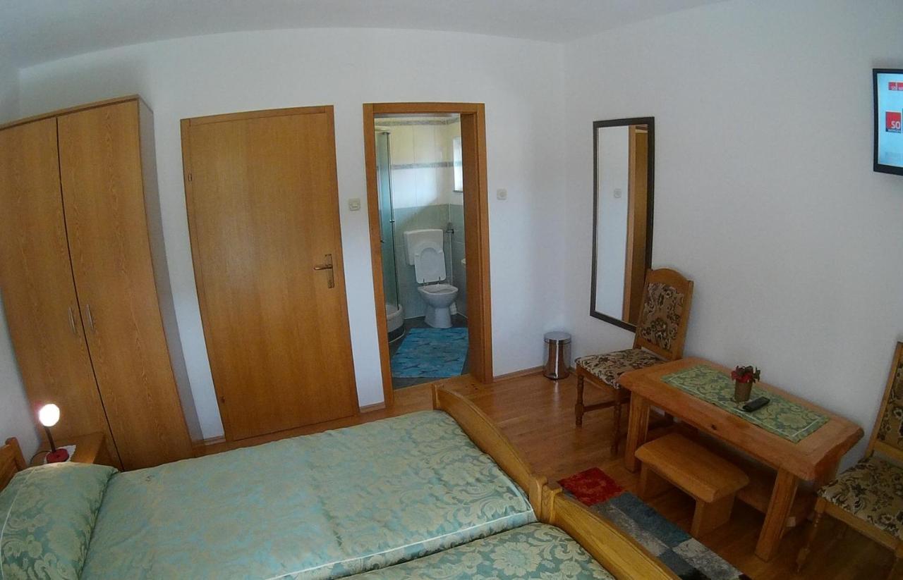 Plitvice Pension Perisic Korenica Kültér fotó