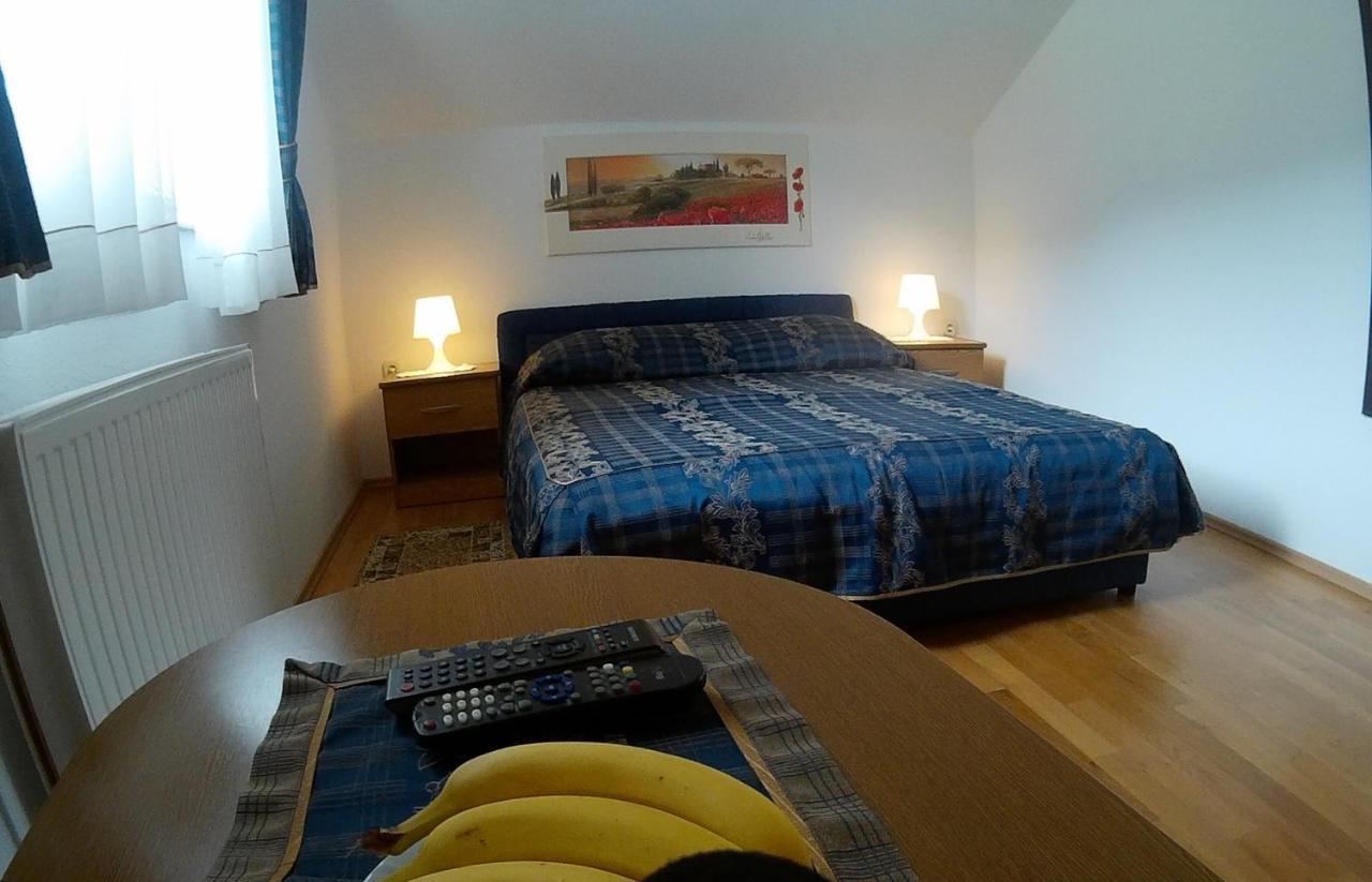 Plitvice Pension Perisic Korenica Kültér fotó